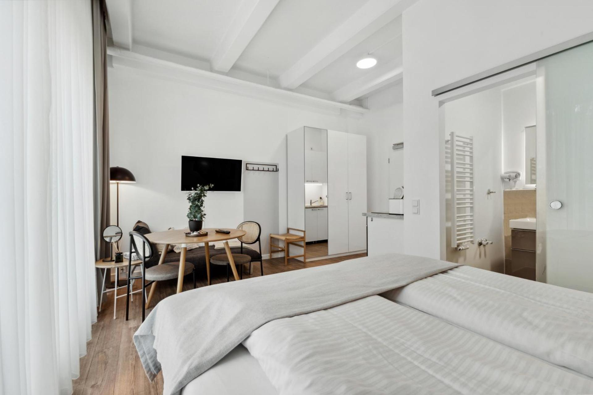 Limehome Munich Fritz-Erler Str Munique Exterior foto