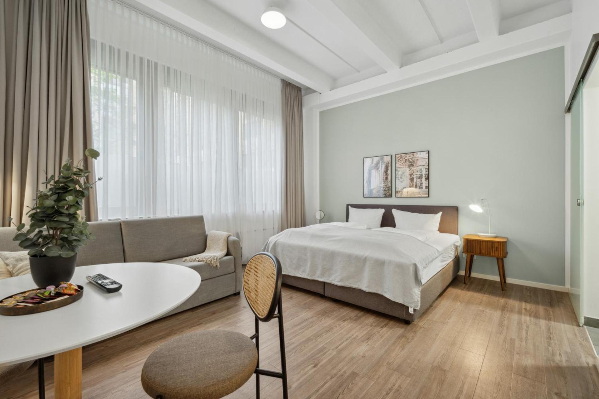 Limehome Munich Fritz-Erler Str Munique Exterior foto