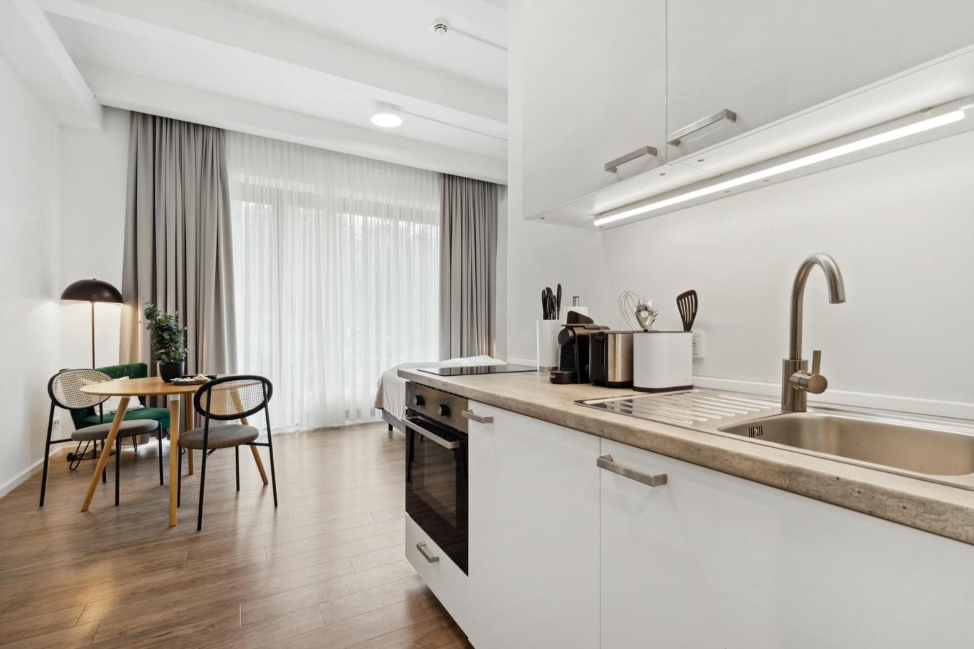 Limehome Munich Fritz-Erler Str Munique Exterior foto