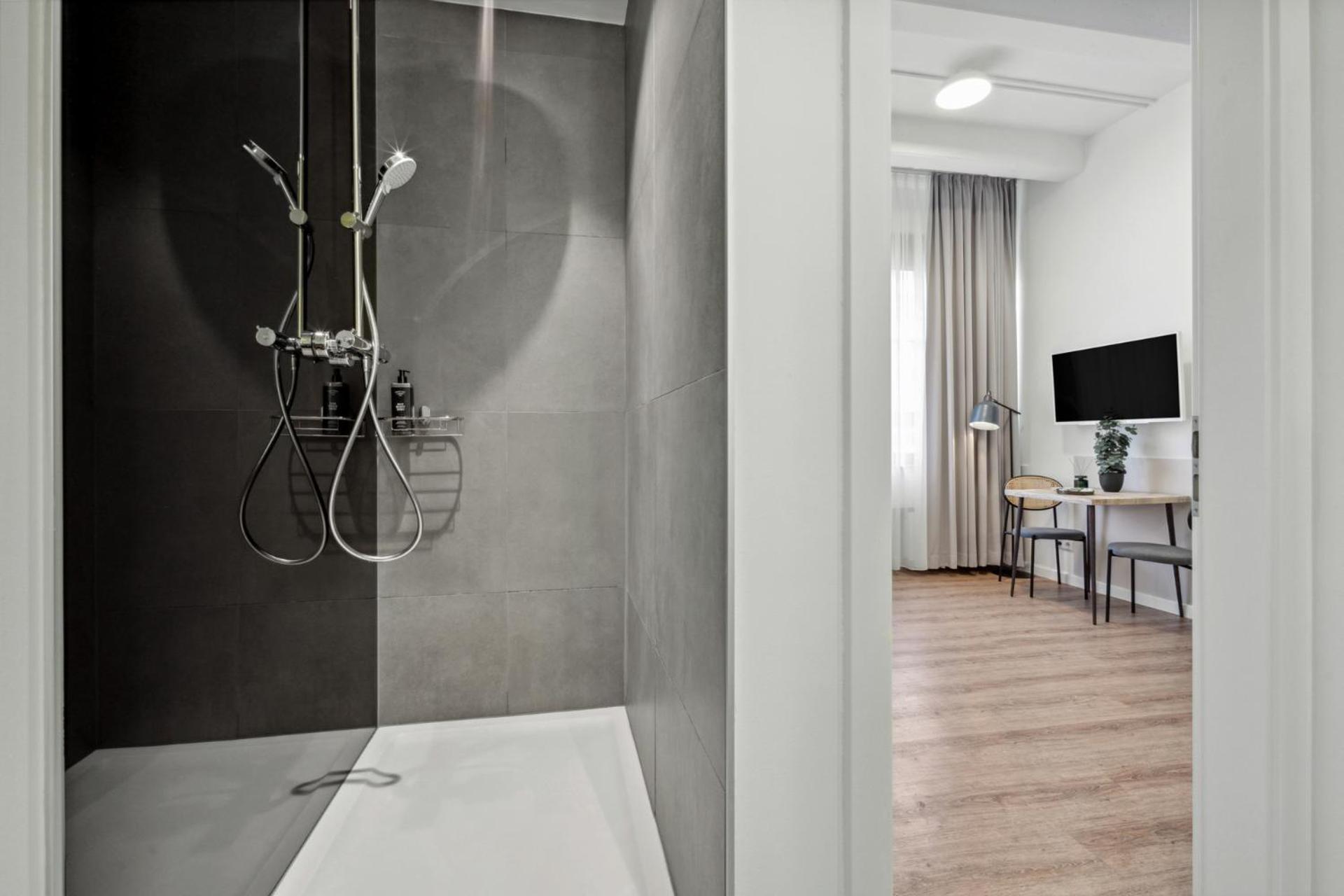 Limehome Munich Fritz-Erler Str Munique Quarto foto
